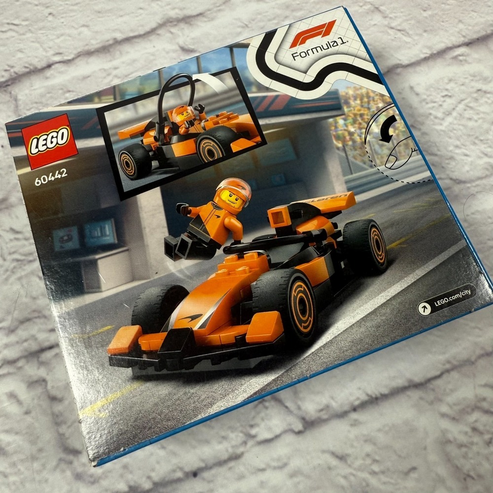NIB LEGO CITY:‎ Formula 1 - F1 Driver with Mclaren Race Car (60442) Never opened